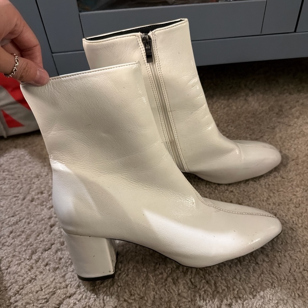 Elegant White Ankle Boots